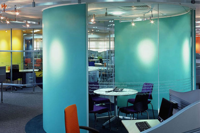 استفاده از پارتیشن اداری در طراحی اتاق کنفرانس