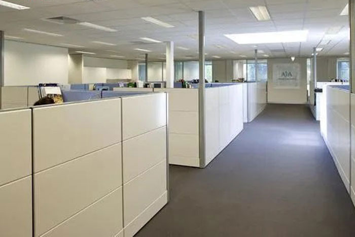 ارتفاع مناسب برای پارتیشن اداری