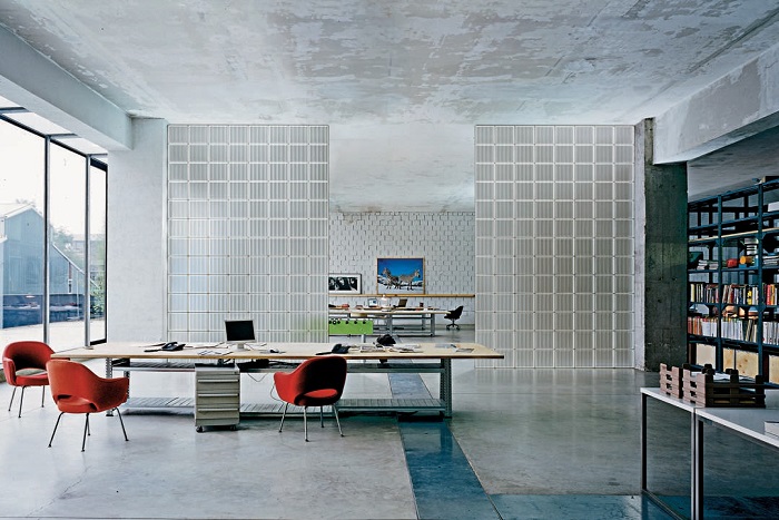 طراحی پارتیشن اداری به سبک بلوک شیشه ای