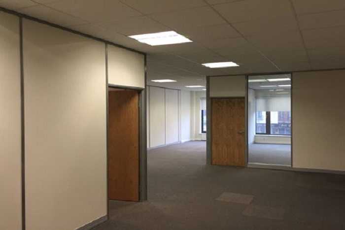 بررسی کاربرد پارتیشن اداری ثابت در محیط های کاری